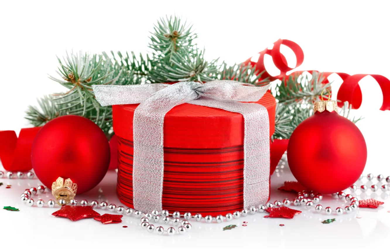 Фото обои праздник, коробка, подарок, шары, елка, Красная, бусы, упаковка
