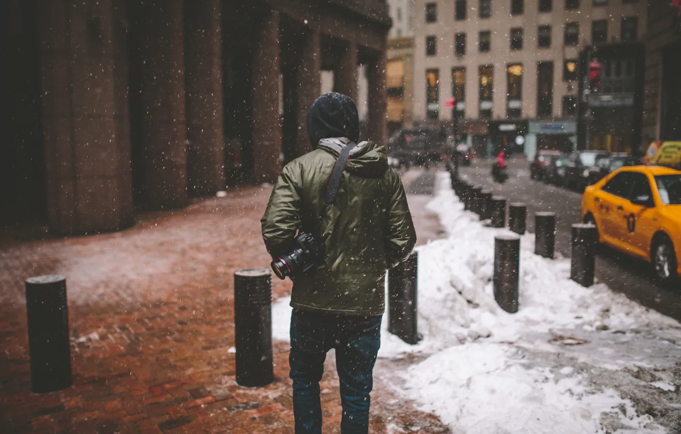 Фото обои зима, снег, спина, Нью-Йорк, капот, фотоаппарат, объектив, такси