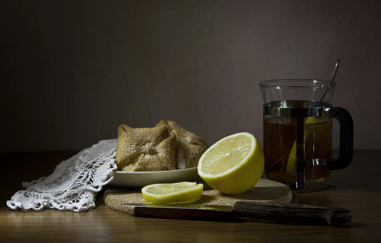 Фото обои лимон, чай, булочка