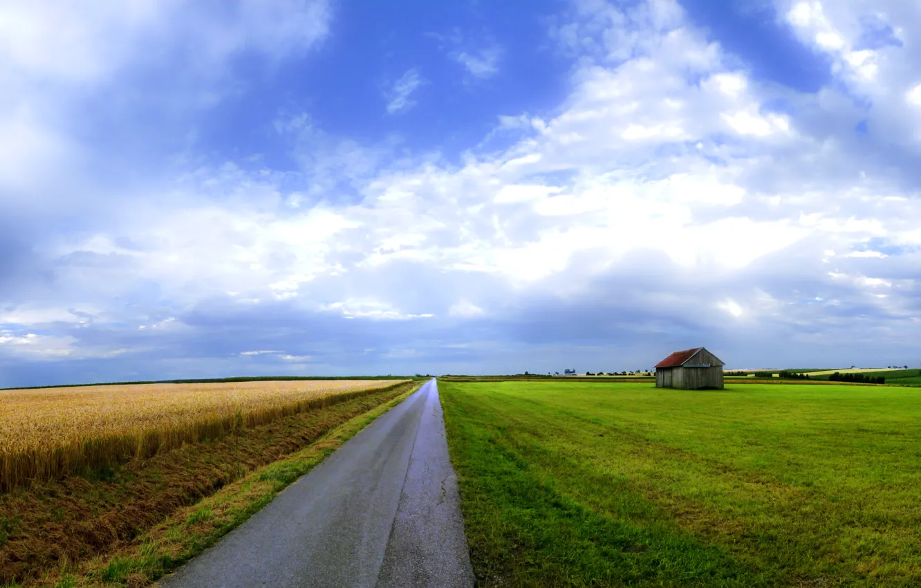 Фото обои дорога, поле, небо, дом, красота, широкоформатные обои
