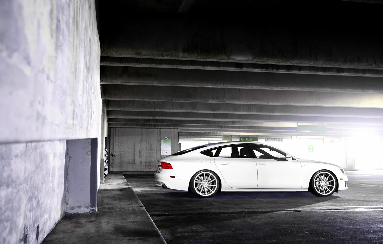 Фото обои Audi, ауди, white, wheels, side, vossen