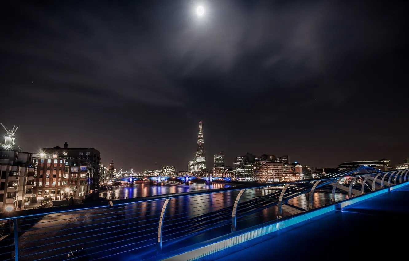 Фото обои London, England, United Kingdom, Millenium Bridge