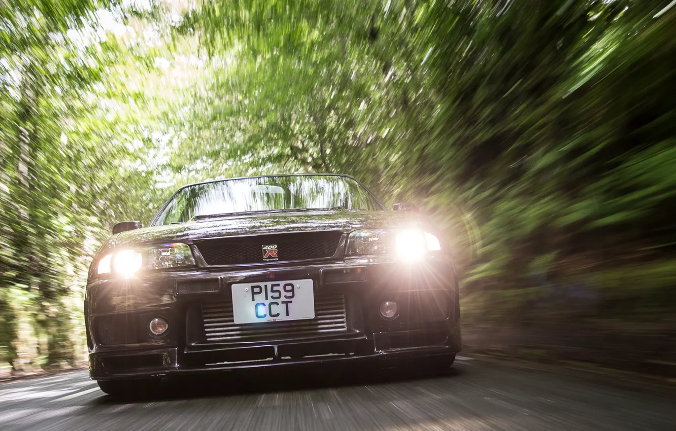 Skyline road. GTR 400 km h Nissan.