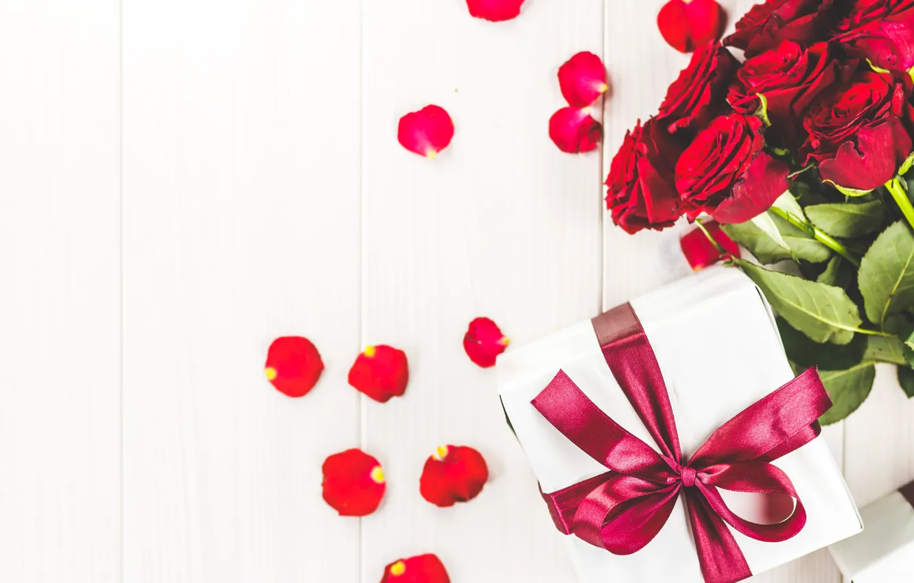 Фото обои цветы, подарок, розы, букет, лепестки, красные, red, love
