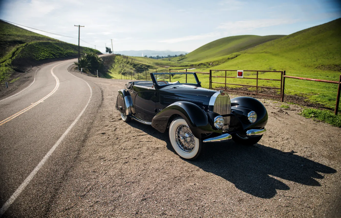 Фото обои дорога, ретро, забор, холм, Bugatti, Cabriolet, 1936, Stelvio