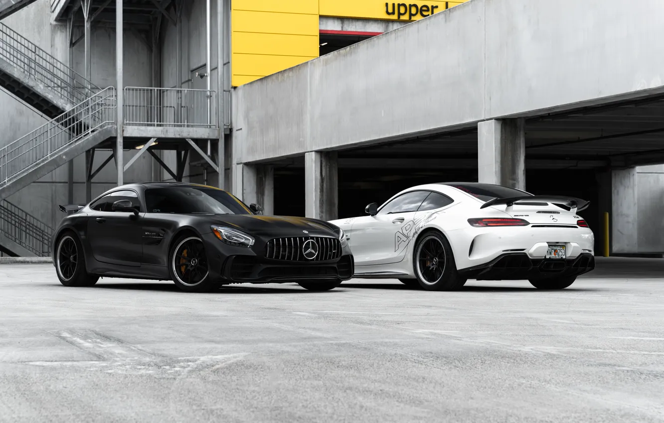 Фото обои Black, White, Mercede Benz, AMG GTR