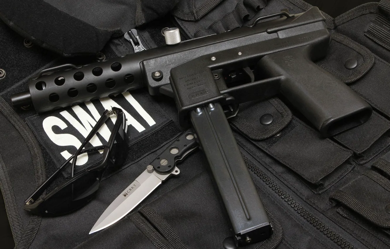 Фото обои пистолет, нож, gun, pistol, weapon, SWAT, knife, tec9