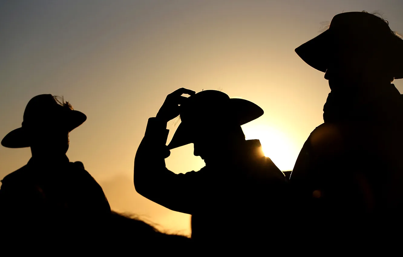 Фото обои шляпа, силуэт, Австралия, мужчины, День Анзак, Керрамбин Квинсленд