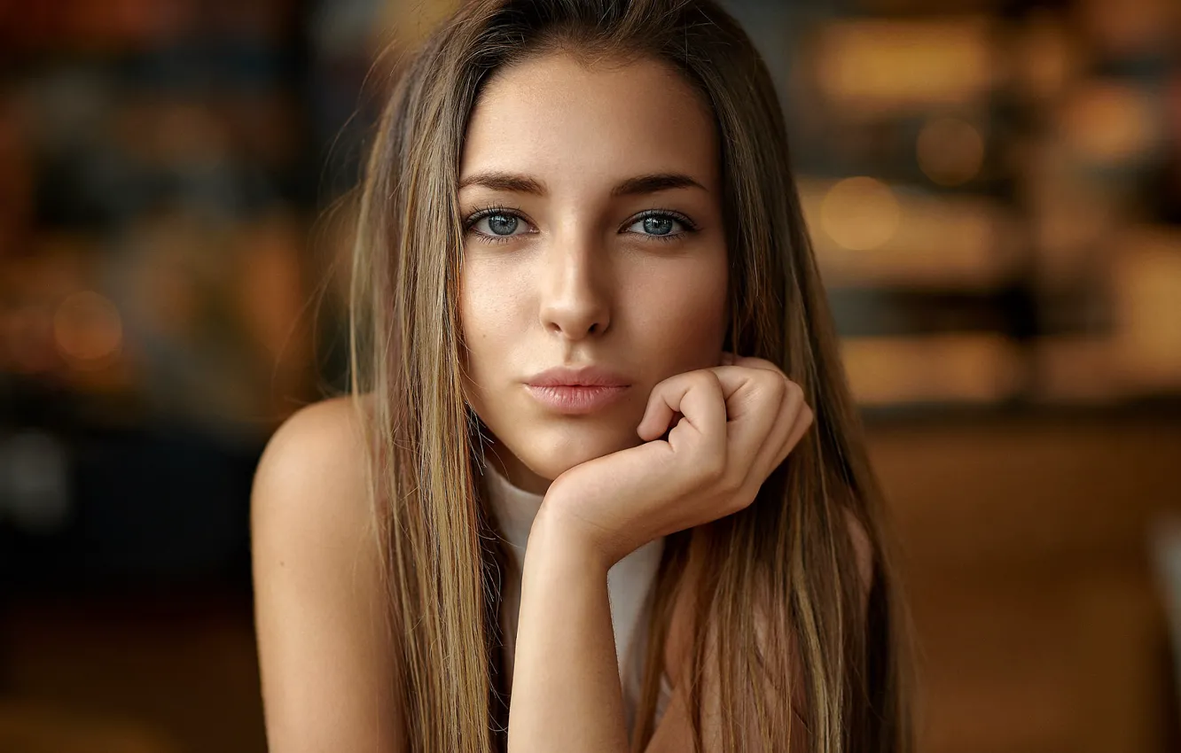 Фото обои girl, Model, long hair, brown hair, photo, blue eyes, lips, face