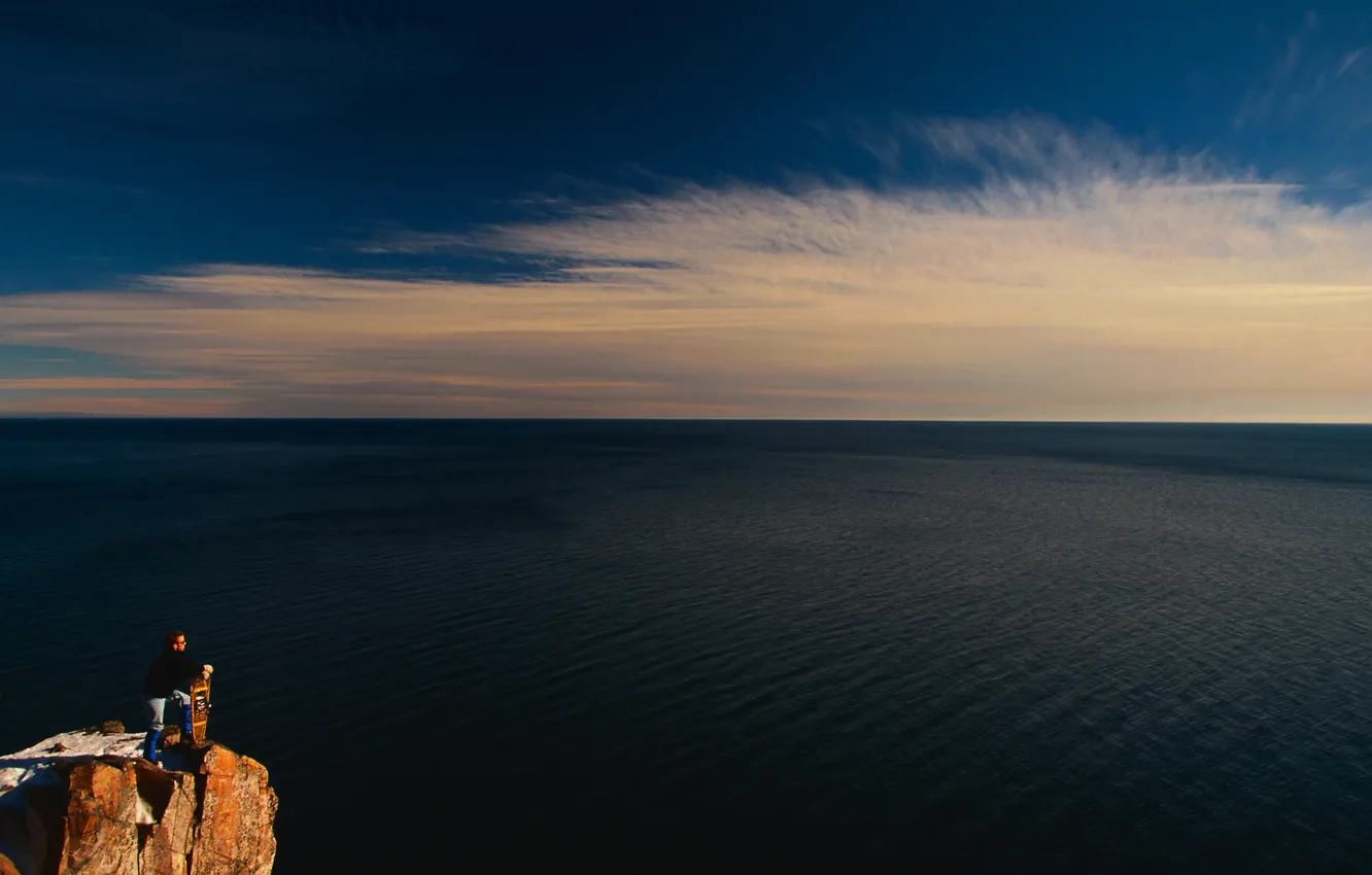 Фото обои море, небо, снег, горы, природа, мужчина, ВЗОР