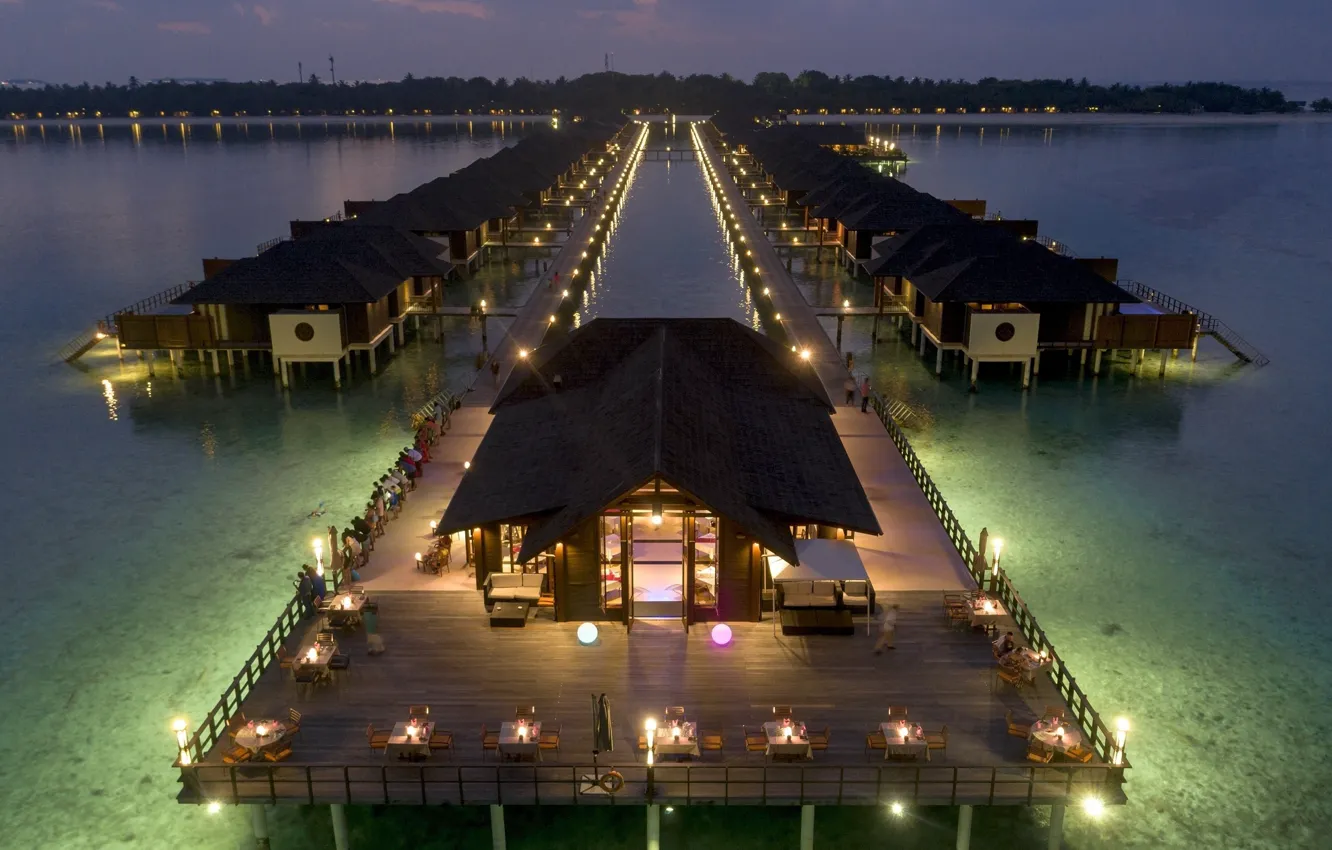 Фото обои океан, вечер, причал, ресторан, Мальдивы, курорт, Maldives, Paradise Island