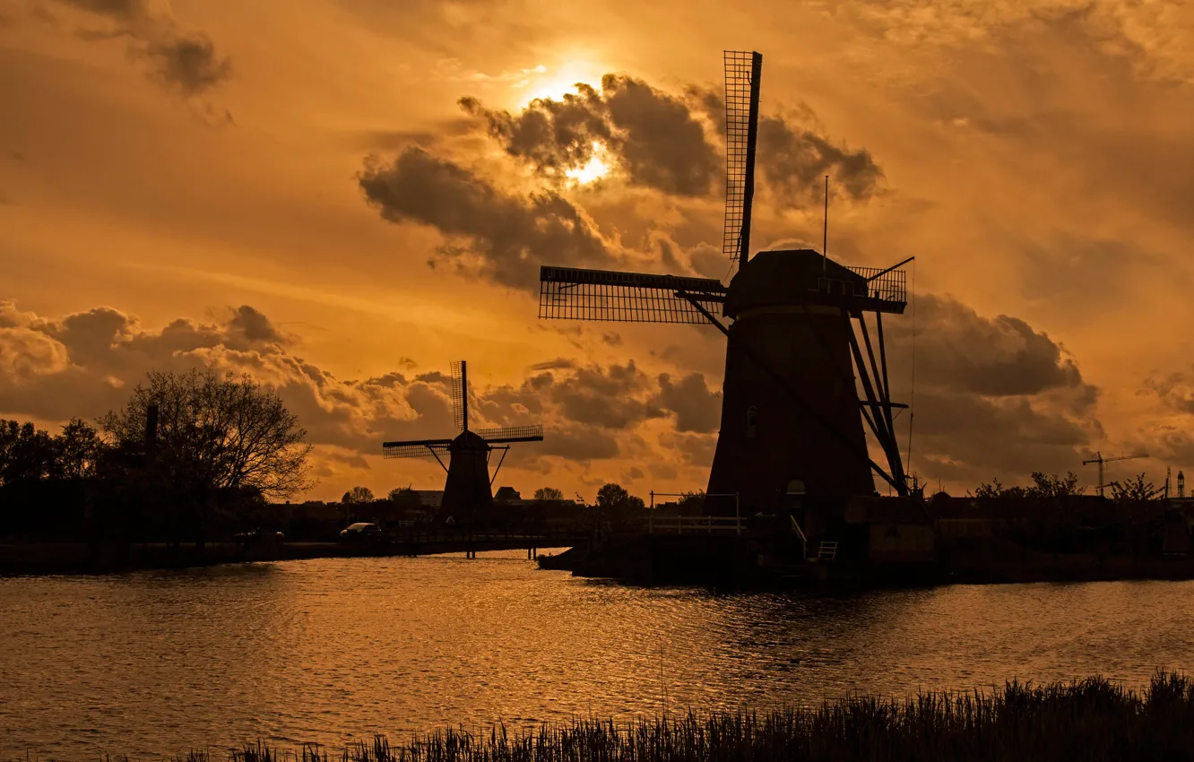Фото обои вечер, канал, Нидерланды, ветряная мельница, Киндердейк