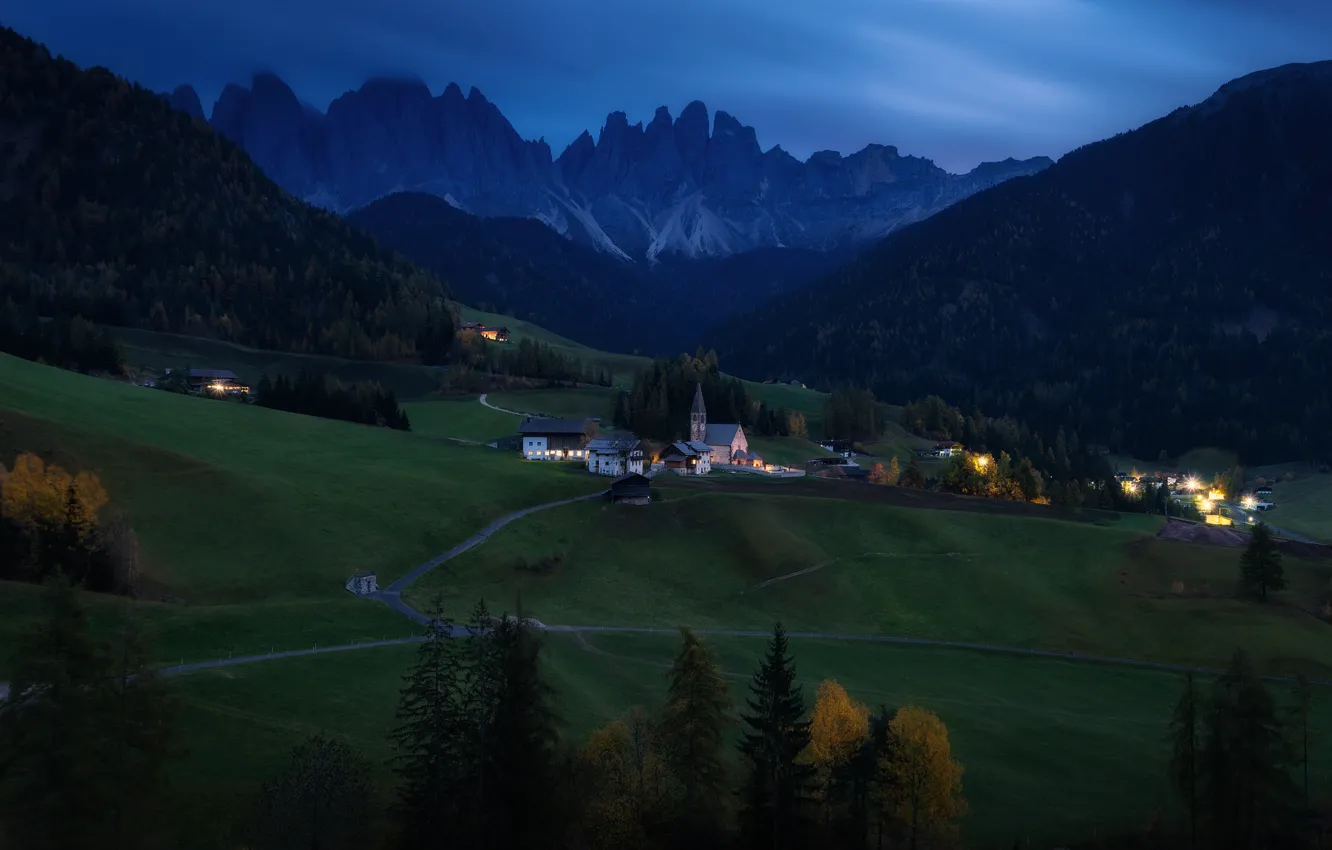Фото обои зелень, трава, горы, холмы, здание, Австрия, долина, церковь