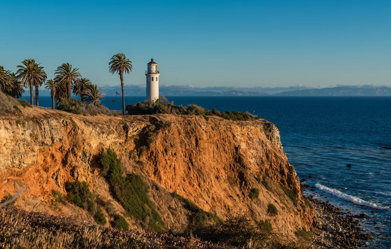 Фото обои пальмы, Rancho Palos Verdes, Point Vicente Lighthouse, побережье, море, маяк, солнце, небо