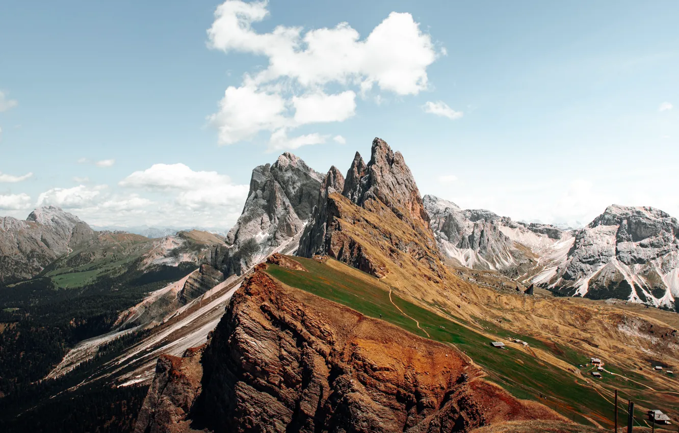 Гора 600 метров. Горы разделения (одиллита). Seceda.