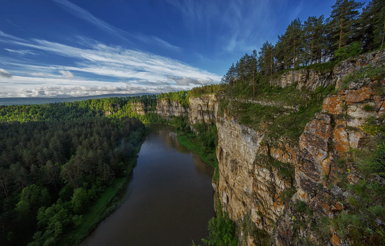 Фото обои лес, деревья, река, скалы, Россия, Южный Урал, Река Ай, Скала Большие Притесы