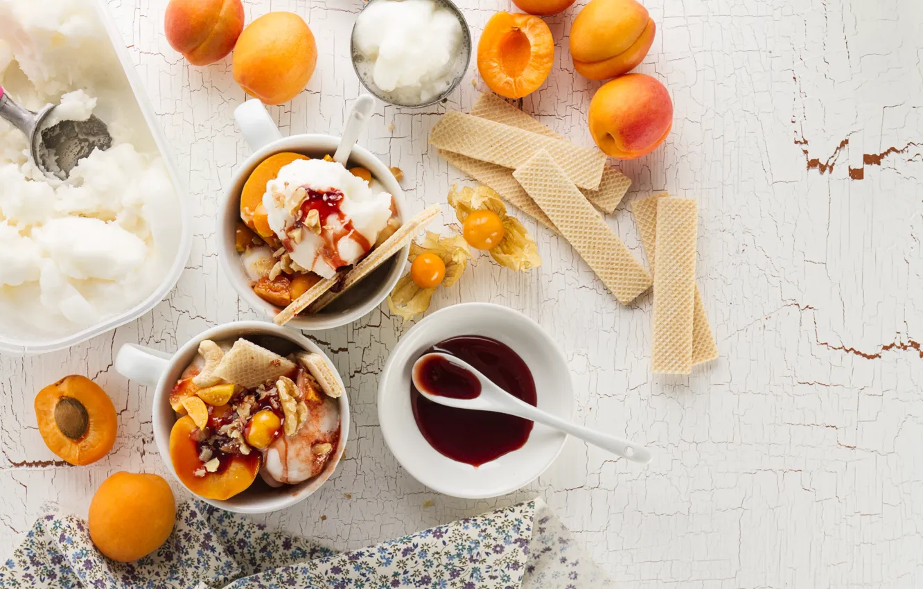 Фото обои фрукты, вафли, сироп, абрикосы, ice cream, vanilla
