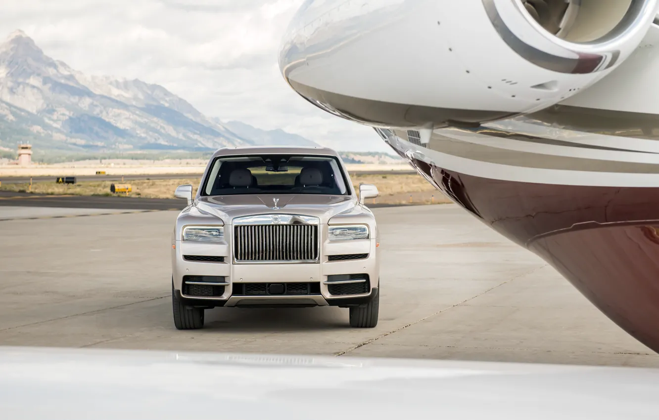 Фото обои Rolls-Royce, вид спереди, 2018, Cullinan