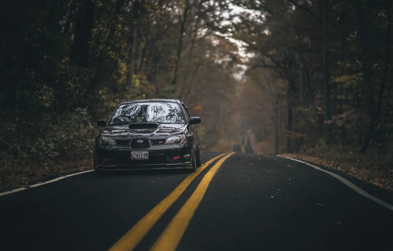 Фото обои дорога, осень, лес, листья, деревья, листва, фары, Subaru