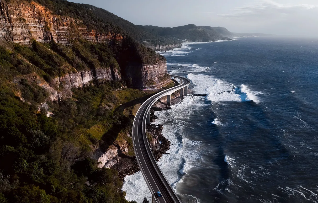 Фото обои дорога, волны, машина, океан, скалы