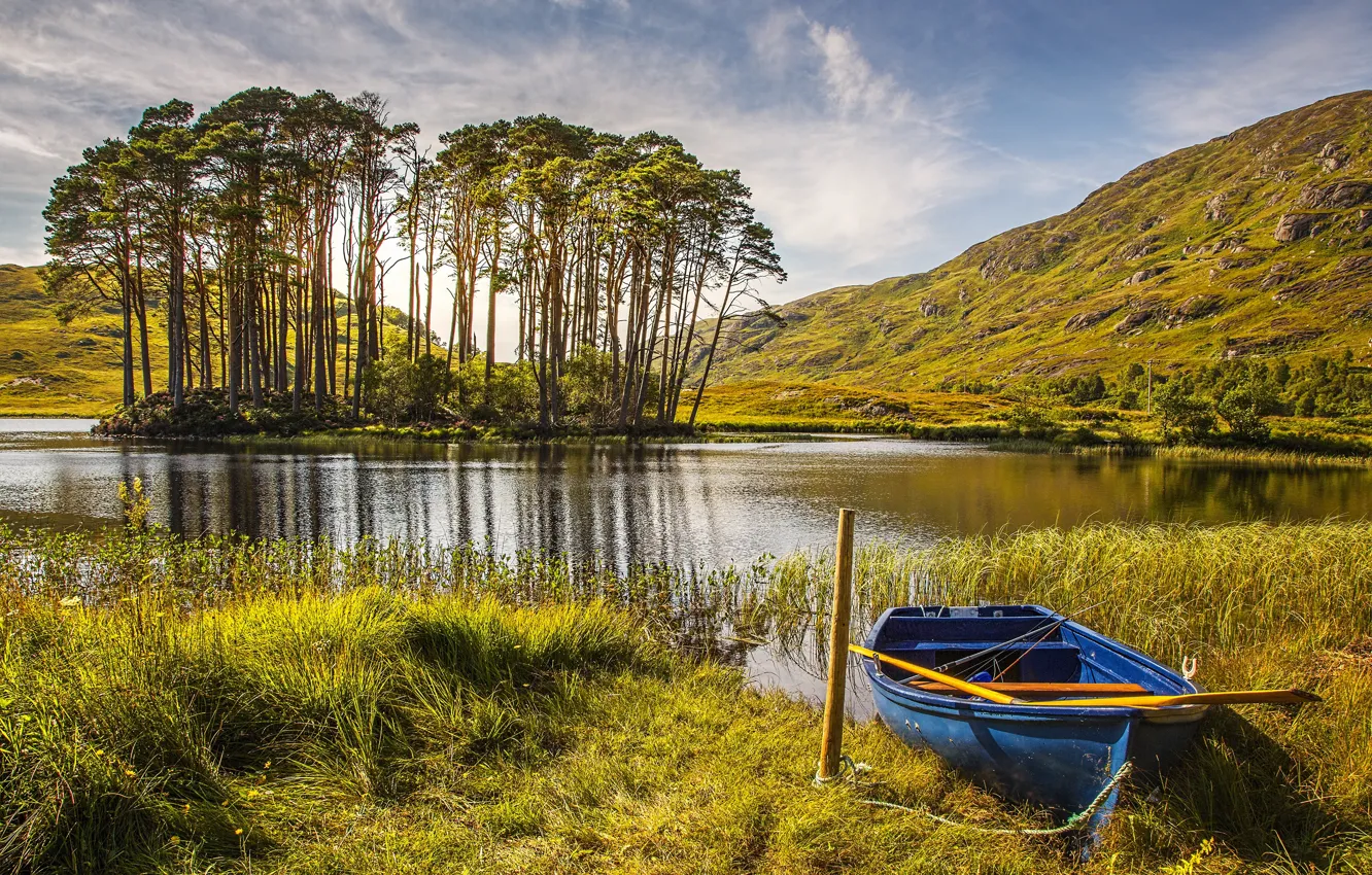 Фото обои Природа, Трава, Осень, Озеро, Деревья, Лодка, Шотландия