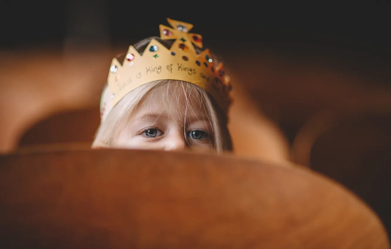 Фото обои глаза, ребенок, корона, девочка