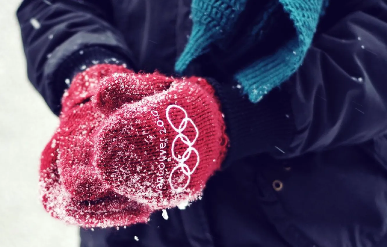 Фото обои красные, олимпийские, ванкувер 2010, варежки