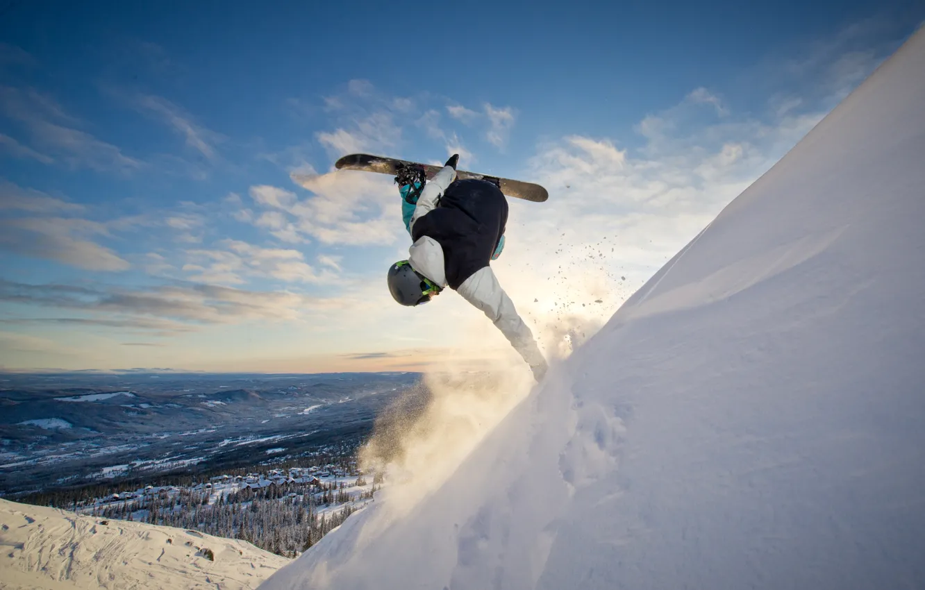 Фото обои снег, сноуборд, спуск, высота, гора, спортсмен, сноубордист, финт
