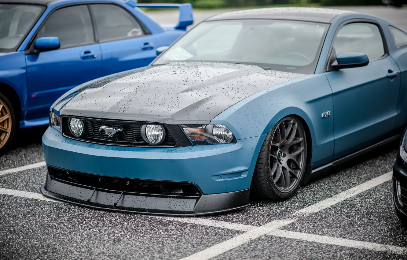 Фото обои Mustang, Ford, Дорога, диски, blue, боком