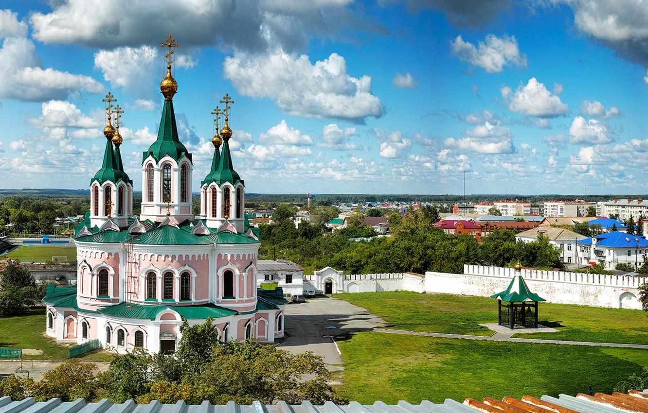 Фото обои небо, облака, двор, церковь, панорама, Россия, монастырь, Далматовский Успенский монастырь