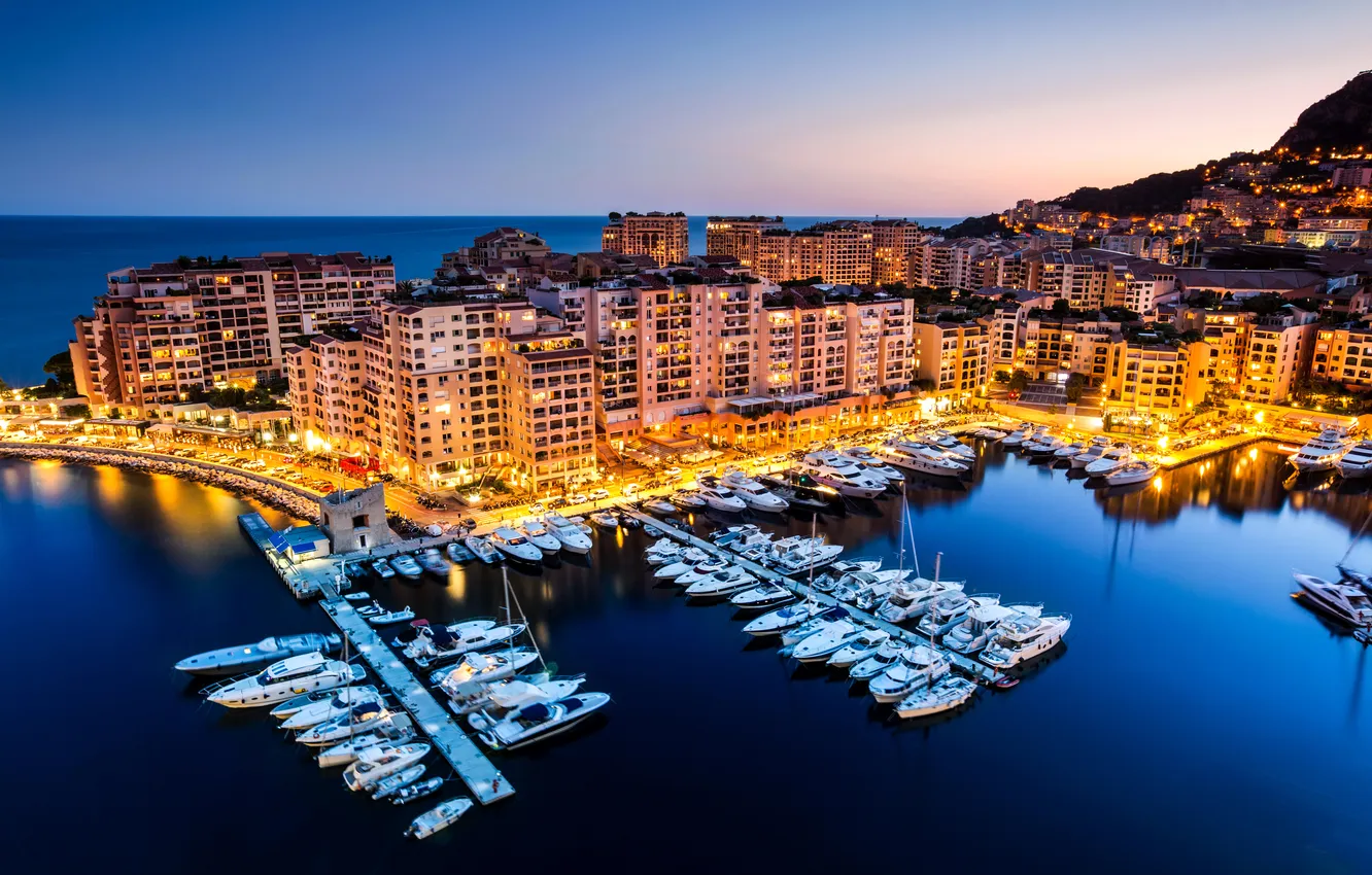 Фото обои море, ночь, огни, дома, лодки, катера, набережная, Монако