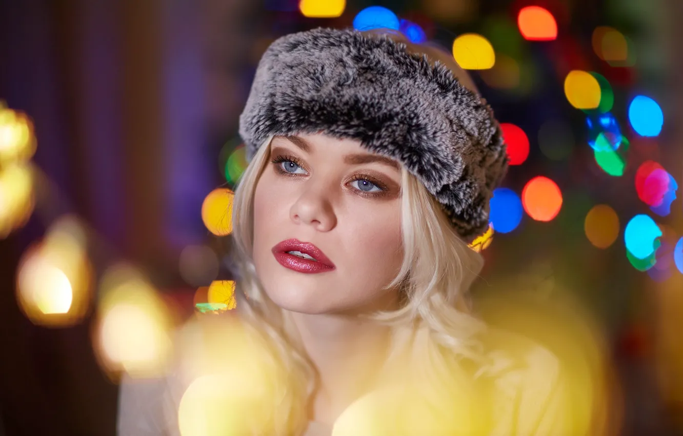Фото обои взгляд, лицо, блики, шапка, макияж
