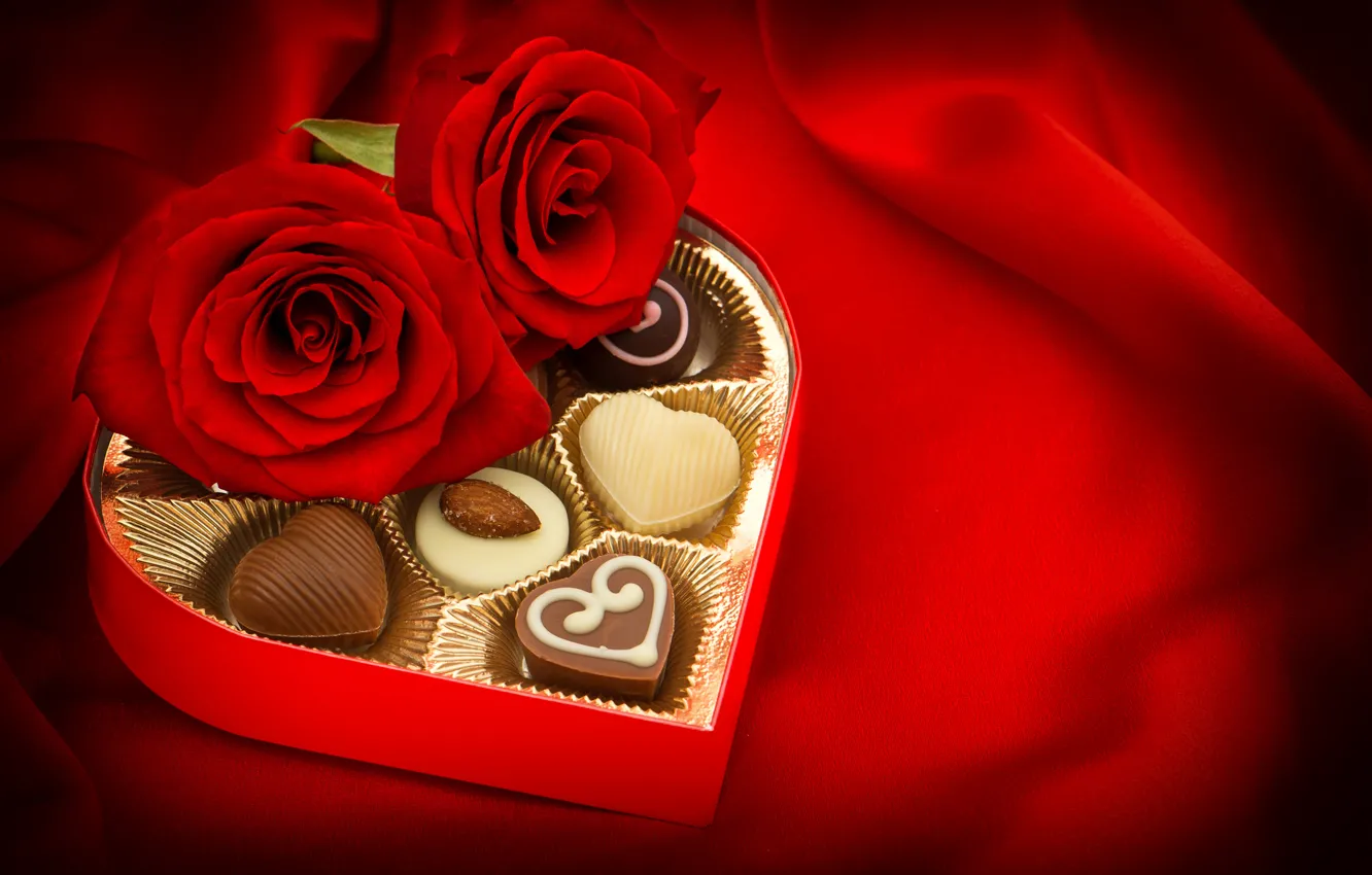 Фото обои шоколад, розы, конфеты, бутоны, День Святого Валентина