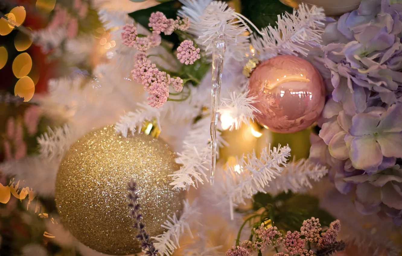 Фото обои украшения, цветы, праздник, шары, игрушки, новый год, рождество, сосулька