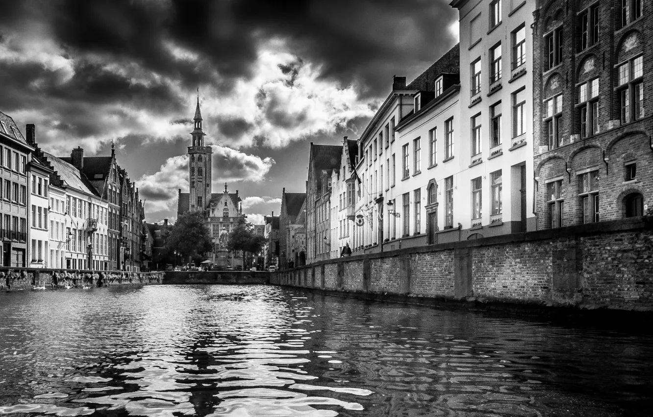 Фото обои тучи, дом, церковь, канал, Бельгия