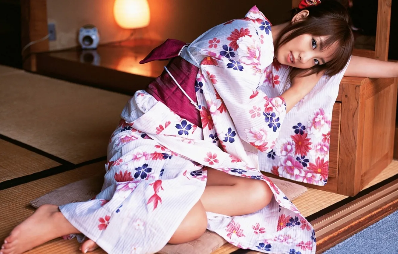 Фото обои Girl, Beautiful, Asian, Beauty, Room, Japanese, Kimono, Tradicional