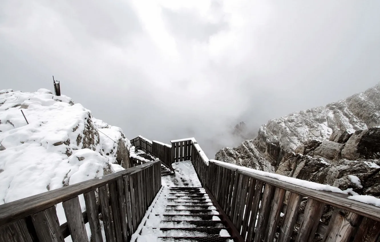 Фото обои снег, пейзаж, горы, туман, лестница