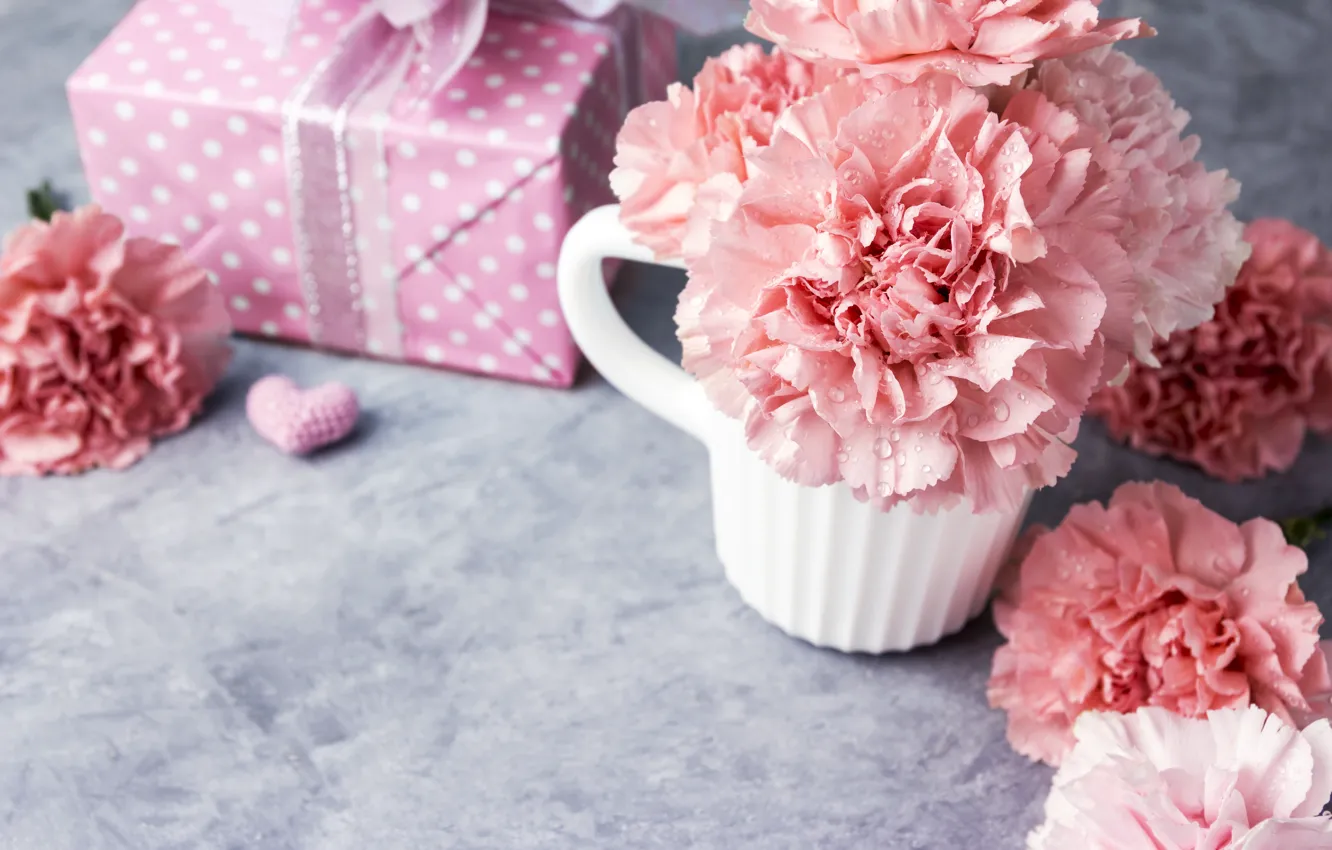 Фото обои цветы, подарок, кружка, сердечки, love, розовые, pink, flowers