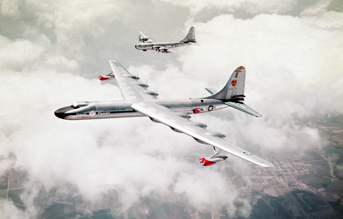 Фото обои небо, облака, земля, поля, два, бомбардировщики, самолёта, b-29