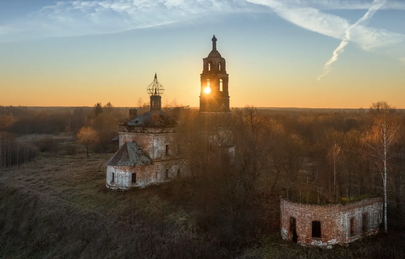 Фото обои Russia, abandoned church, Yaroslavl region