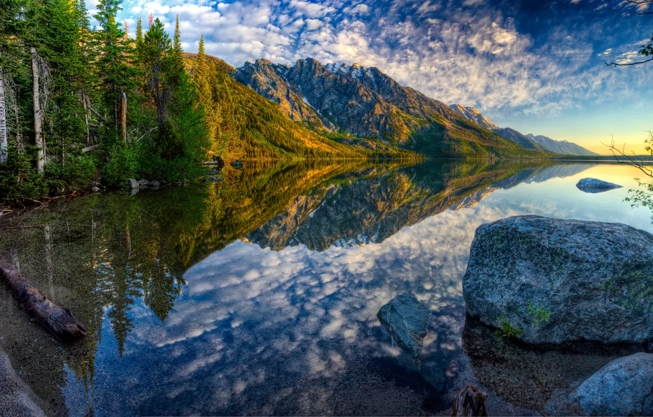 Фото обои осень, лес, небо, горы, озеро, камень, hdr, Вайоминг