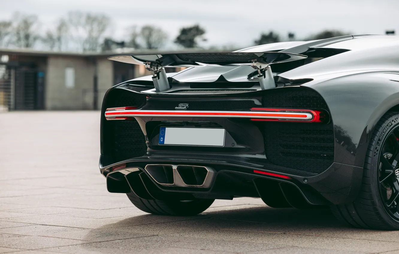 Фото обои Bugatti, rear, Chiron, Bugatti Chiron