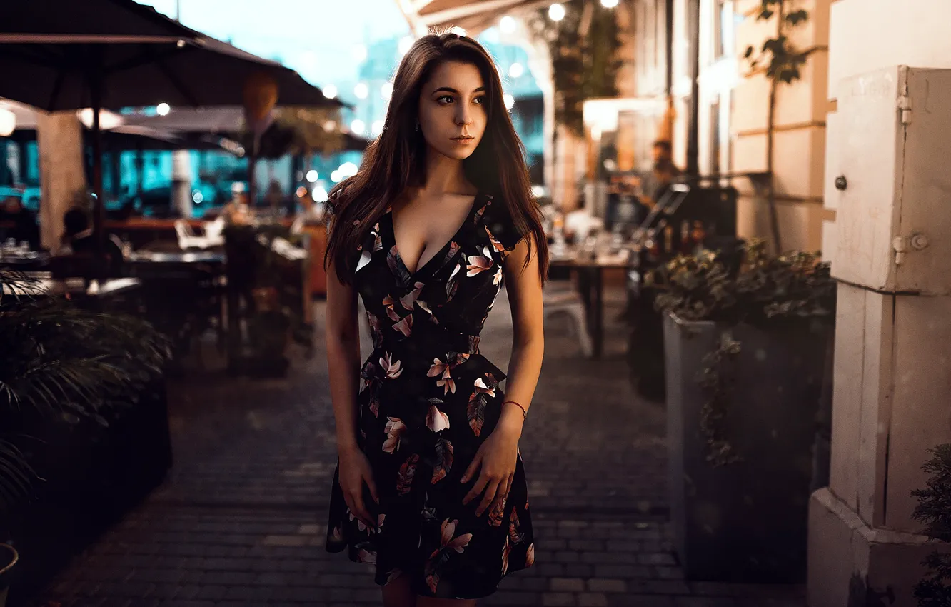 Фото обои грудь, улица, Девушка, вечер, платье, Mikhail YEKIM
