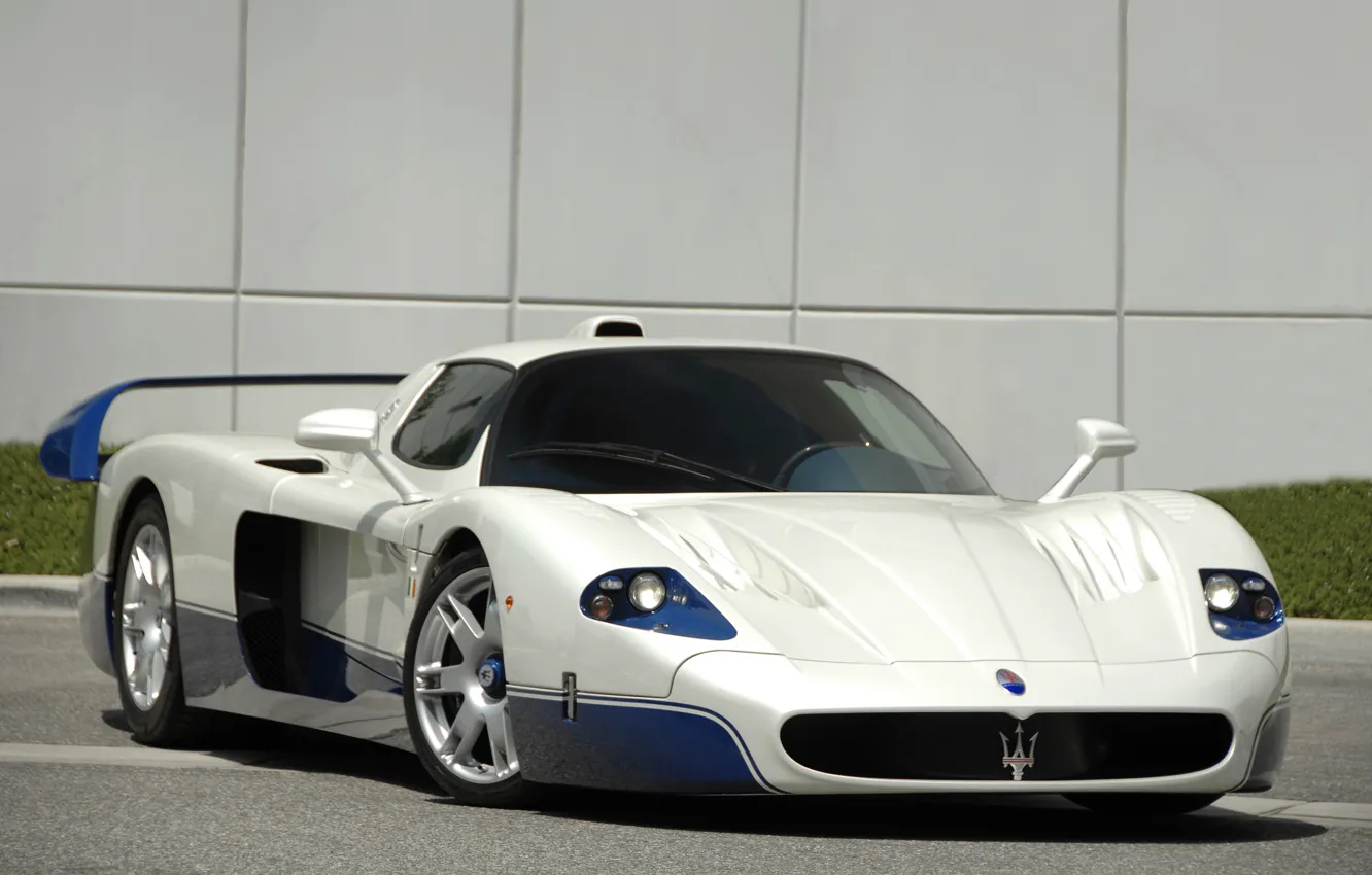 Maserati mc12