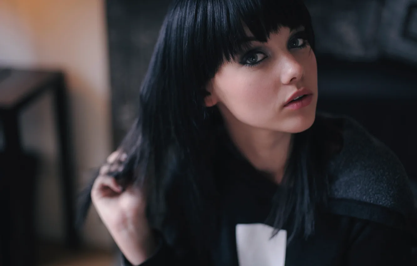 Фото обои girl, eyes, brunette, mellisa clarke