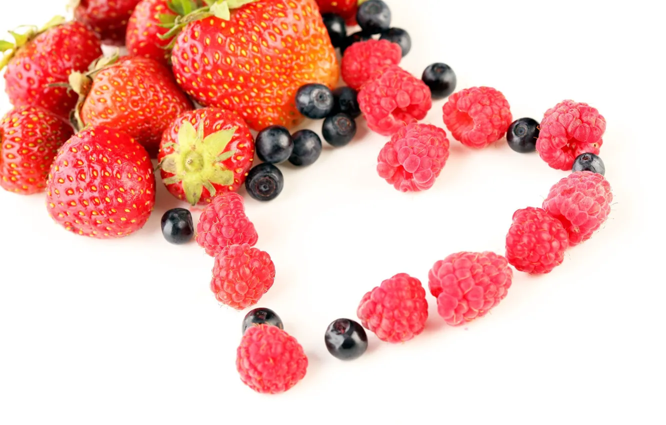 Фото обои ягоды, малина, сердце, черника, клубника