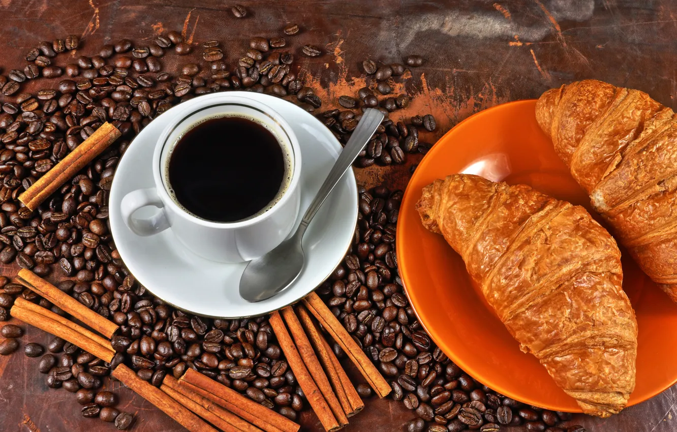 Фото обои стиль, кофе, зерна, завтрак, кружка, корица, круассан