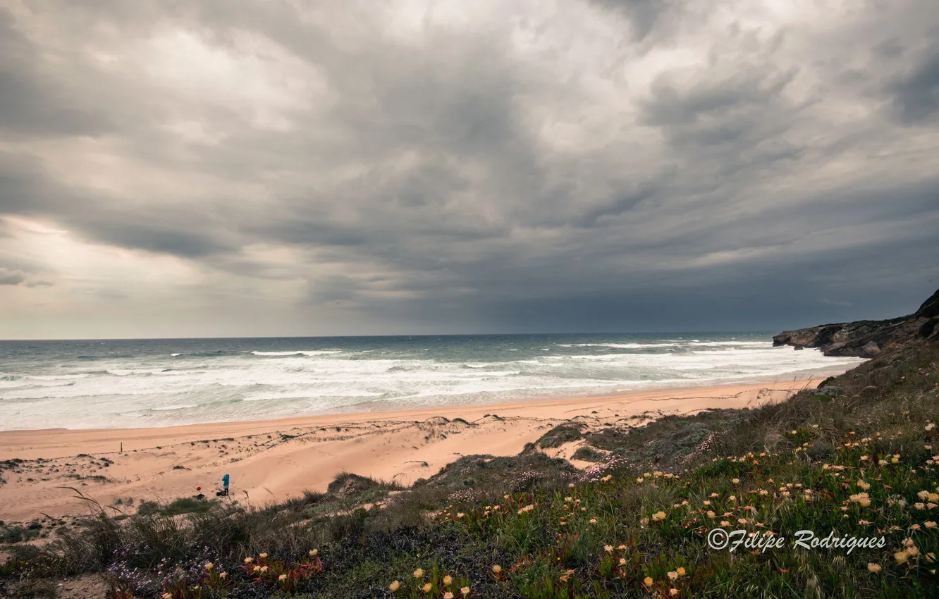 Фото обои море, волны, пляж, тучи, Filipe Rodrigues