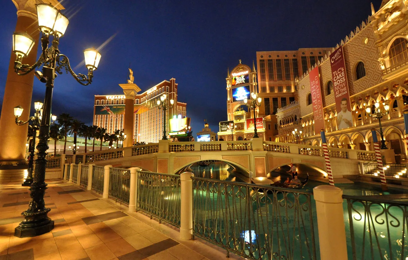Фото обои ночь, мост, Лас-Вегас, фонарь, канал, США, казино Венеция