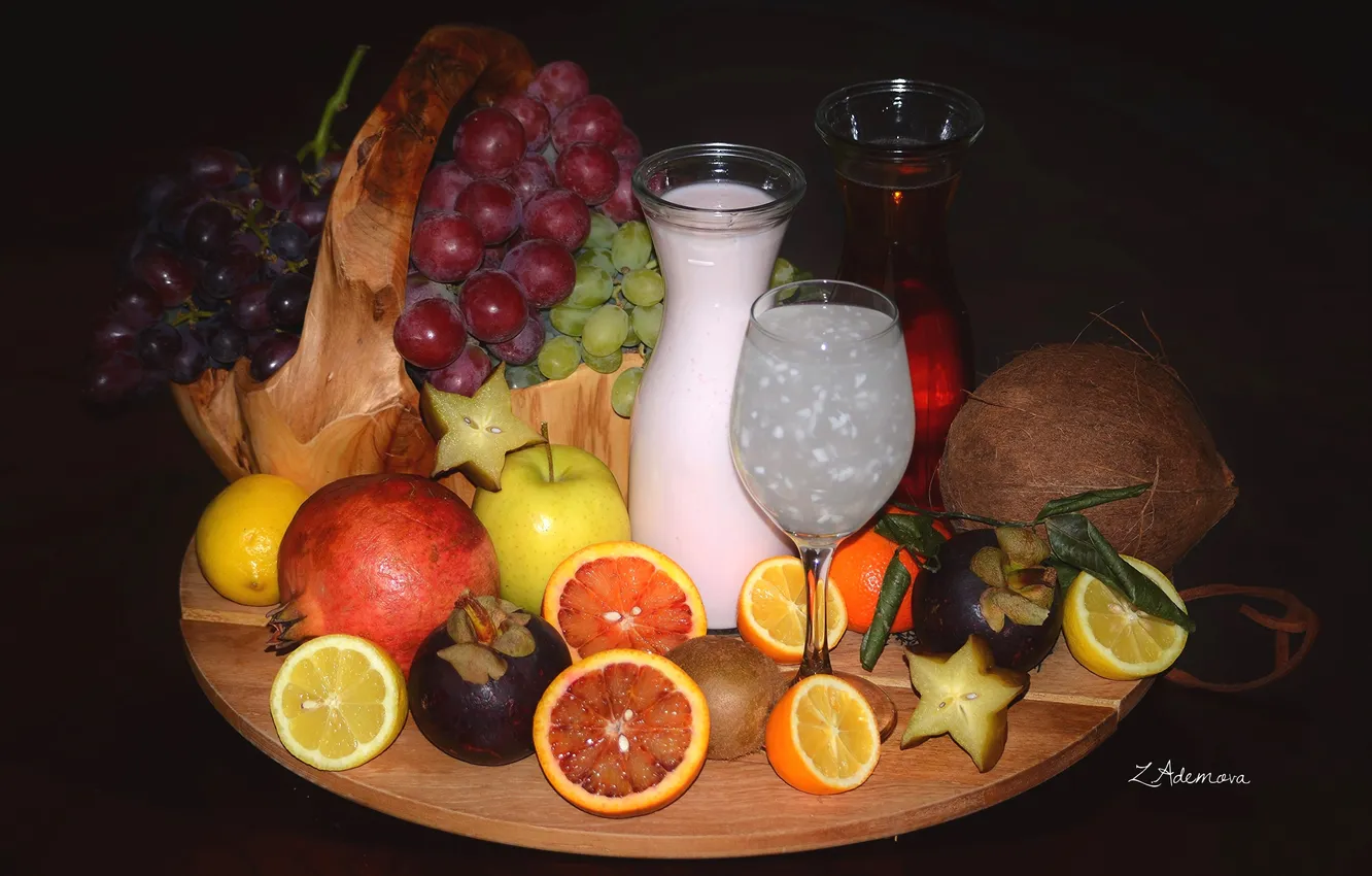 Фото обои лимон, яблоко, апельсин, кокос, киви, молоко, сок, виноград